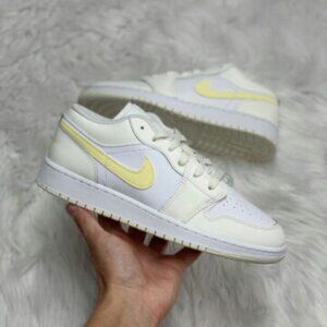 Nike Air Jordan 1 Low GS GS Basketball Shoes White FV8486-181 VNDS Sz 7